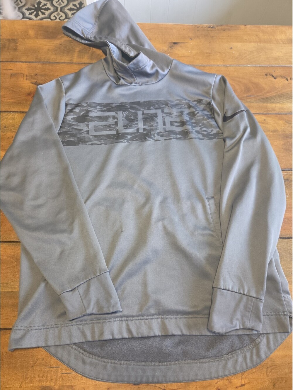 Nike Elite Hoodie Mens Large Gray Camo Graphic Therma Basketball Pullover